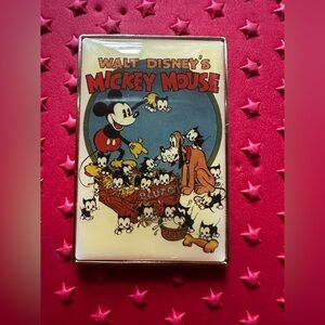 Disney Mickey Pluto pin badge vintage movie poster Vintage